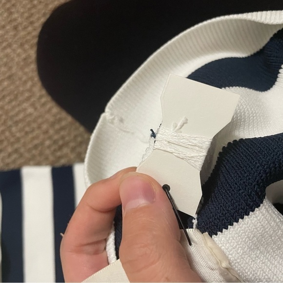 BABATON Sculpt Knit Criss Cross Dress - Picture 9 of 9